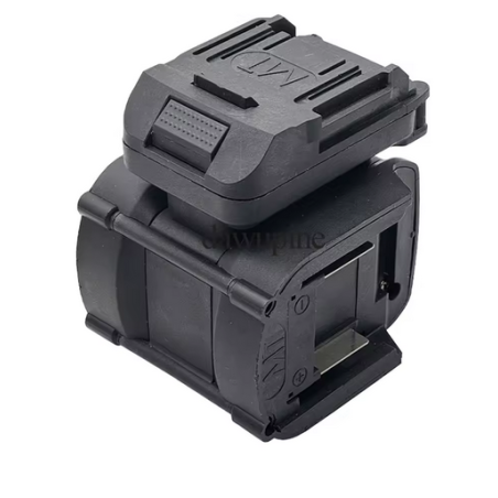 Makita adapteris