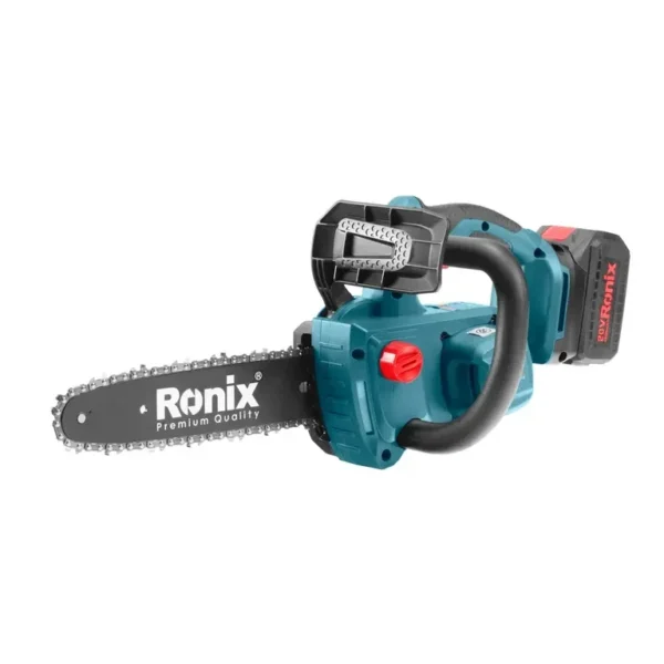 Ronix 8651 – pjūklo vaizdas iš kampo