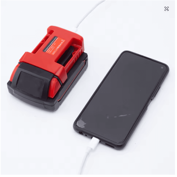 milwaukee-powerbank-adapteris-su-usb-ir-typec-jungtimis-greitas-ikrovimas2 Milwaukee M18 Powerbank - USB ir Type-C adapteris